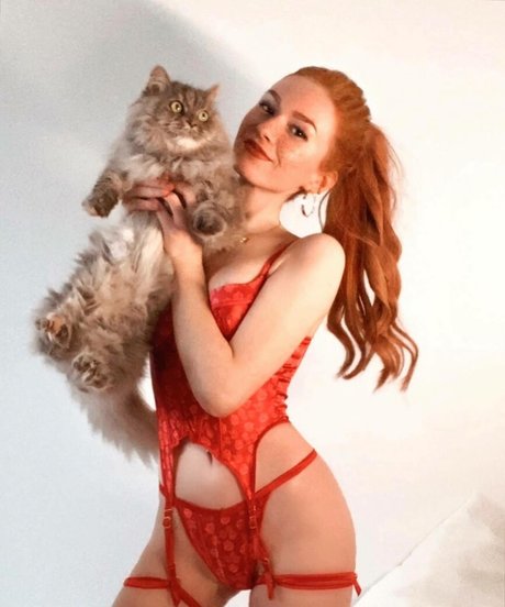 Larissa Opitz model high quality pic