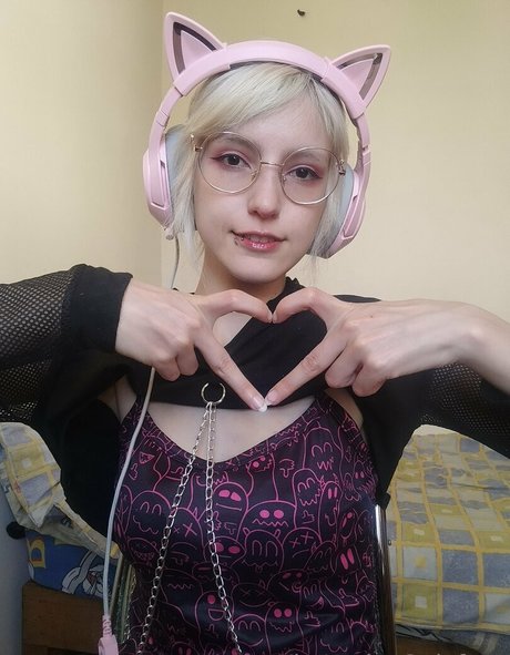 kialevi exclusive model gallery