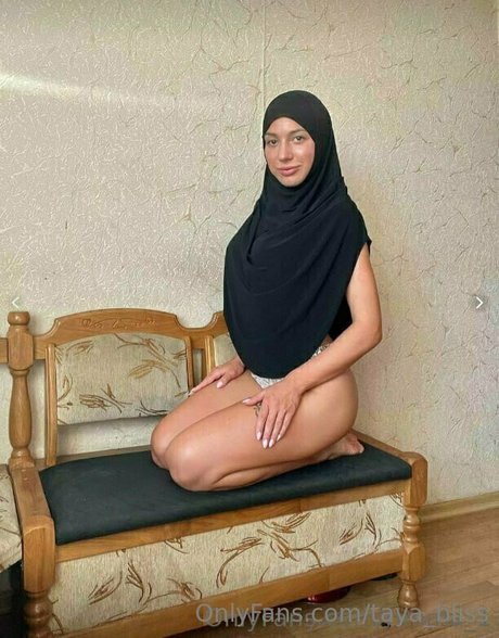 taya bliss model hd gallery