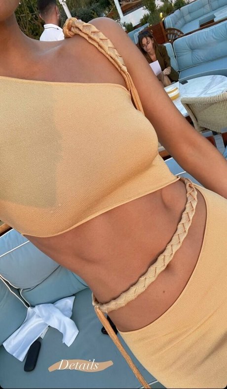 Maura Higgins hd actress photos