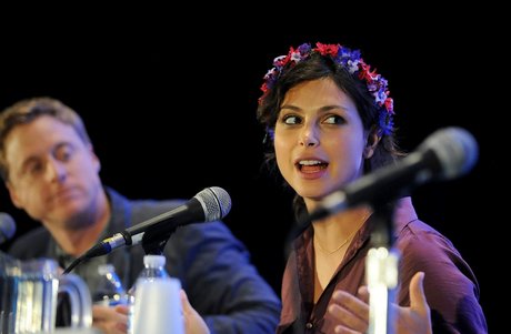 Morena Baccarin high quality star img