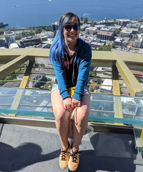 Ellen Rose nude actress image