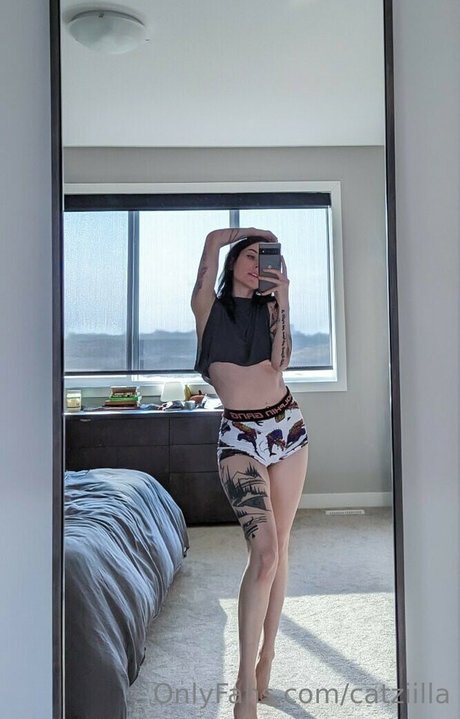 Catzilla pornstar naked pic