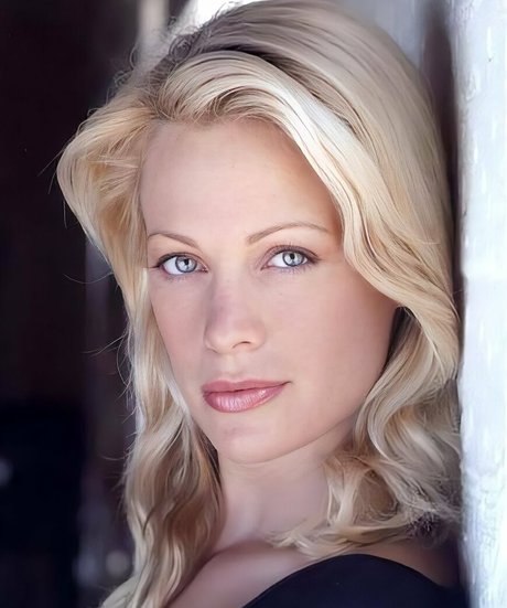 Alison Eastwood pretty model picture