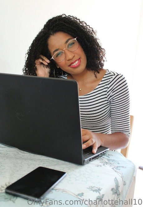 its charl0ttehall sex actress photos