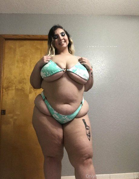 kushunlimited beautiful pornstar photo