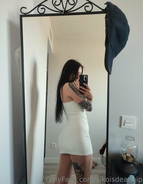 sikoisdeadvip nude model images