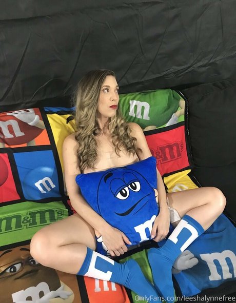 leeshalynne free star img