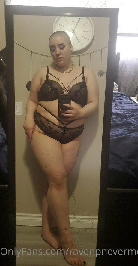 ravenpnevermore erotic pornstar pic