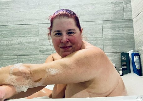 rckyshow pretty pornstar pics