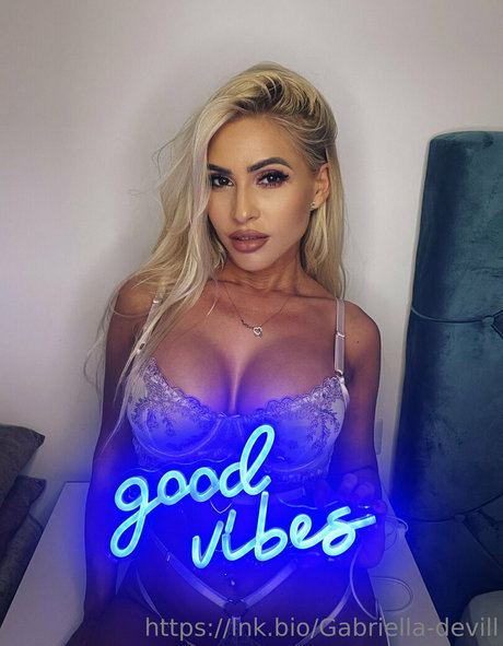 gabrielladeville model top archive