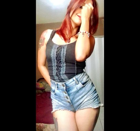 Deborah Milano perfect model img