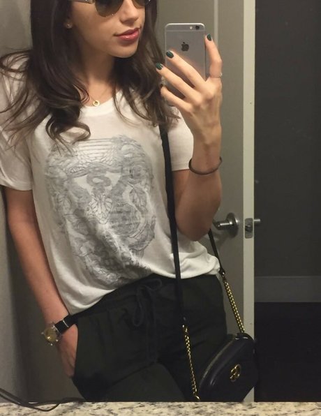 JackieMButler model hot pics