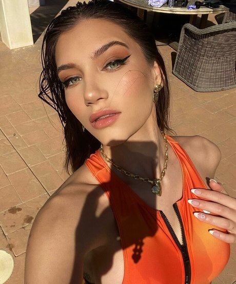 Madison Lewis high quality pornstar img