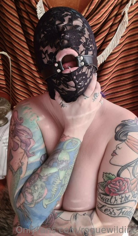 roguewildinc nice model pictures