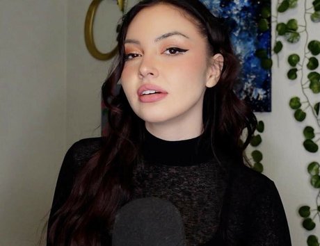 Quantum ASMR nice pornstar image