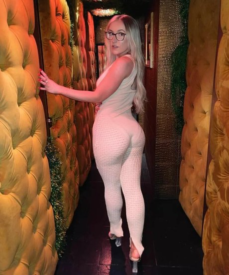 Brogan Small perfect star galleries