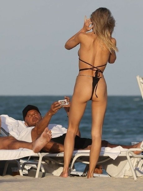 black pawg onlyfans top images