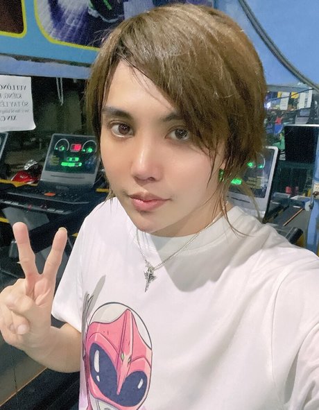 Velvet chann art actress picture