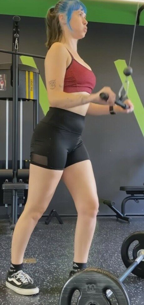 Juliakbarni exclusive star images