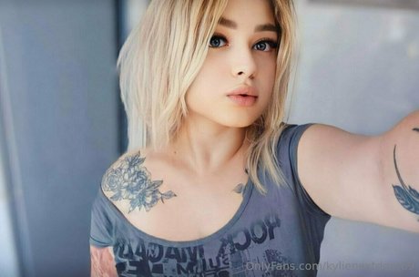 ladyboy xxx onlyfans beautiful nude gallery