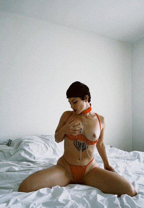 Marceli Cardozo erotic actress images