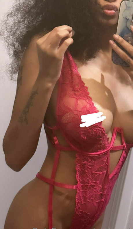 cutiewet top star image