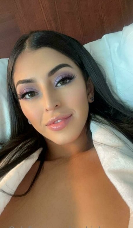 Sophialeonexo model pretty images