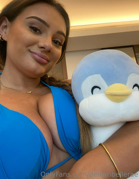 delilahbellerae hot star galleries