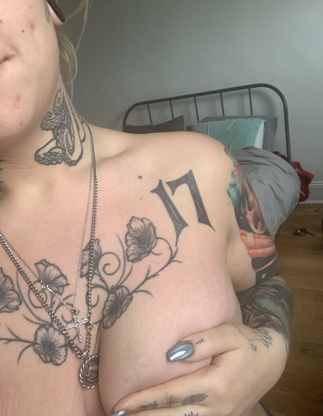 aliciaa starchild naked model pics