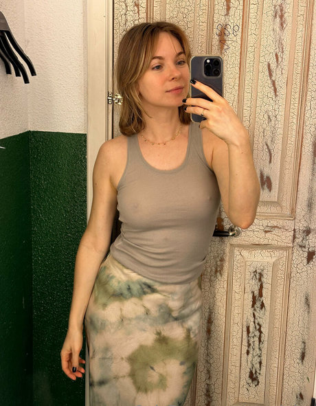 wm jules best model image