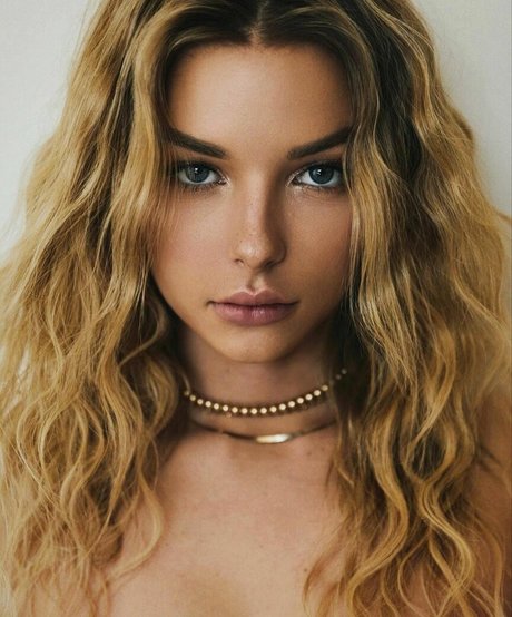 Madi Teeuws pornstar sex image