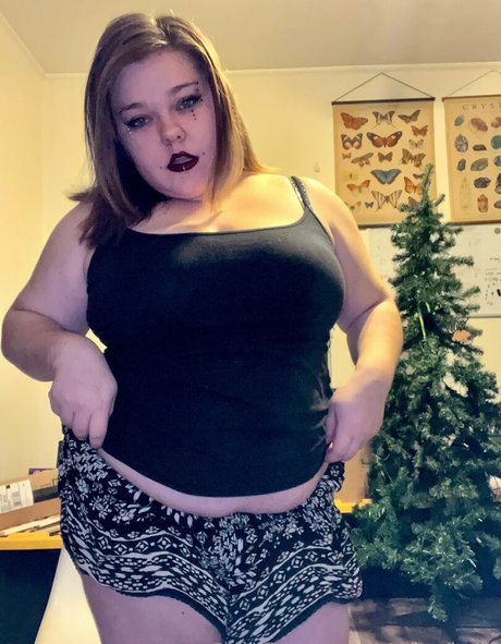 onlyskyyla model art pictures