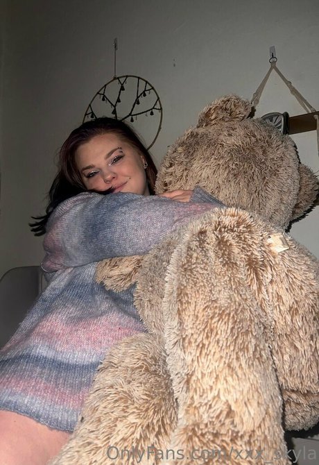 onlyskyyla naked model gallery