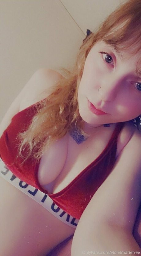 violetmariefree art star img