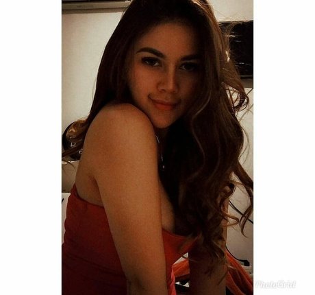 Renna Dyana xxx model archive