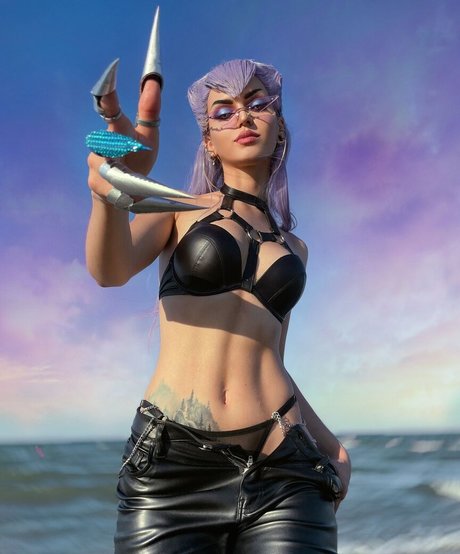 Andrasta high quality actress images