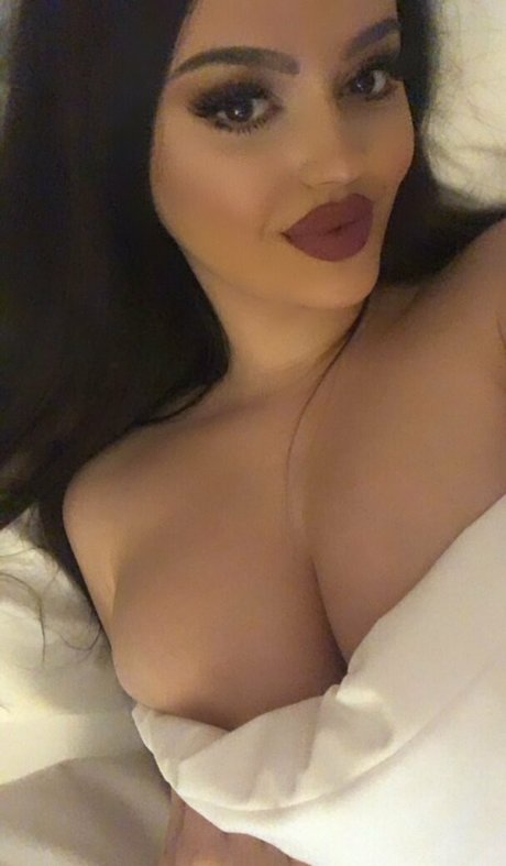 Encaofficial perfect actress pics