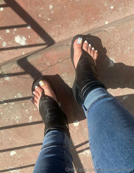 servingvelvet top actress galleries