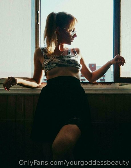 yourgoddessbeauty star erotic pics