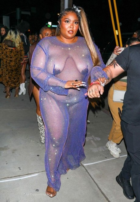 Lizzo naked actress image