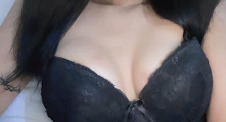 yadira norvv porn actress pictures