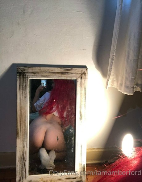 Amber Ford nude model pictures