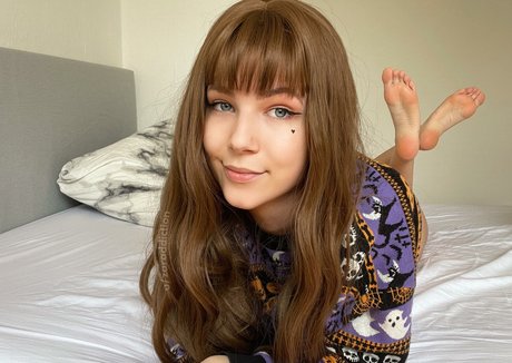 Zaraddiction naked actress images