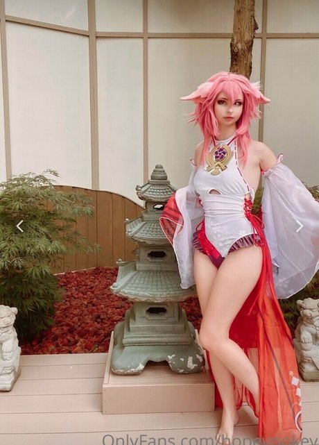 Hopeyhazbin pornstar nude pictures