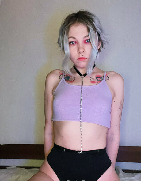 strwbrr exclusive actress galleries