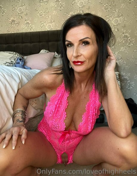 loveofhighheels pretty model pics