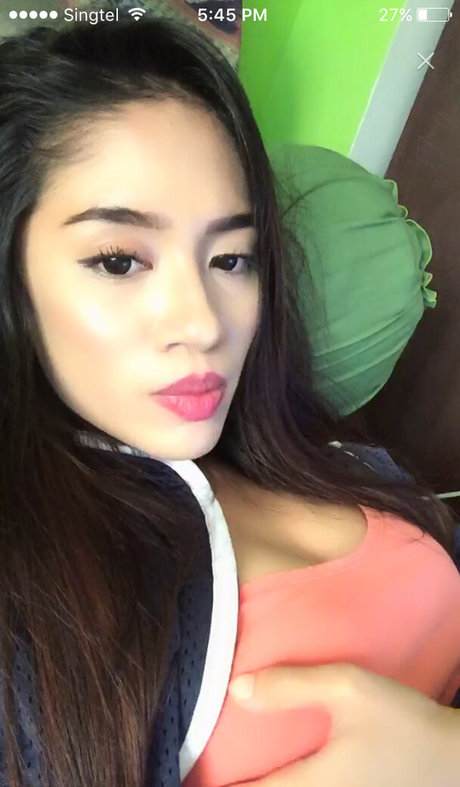 Lenny Emelda pornstar top img