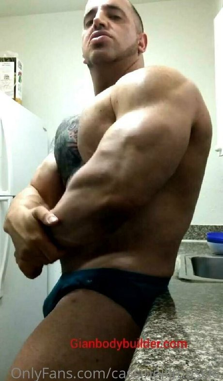 musclesexual star pretty photo