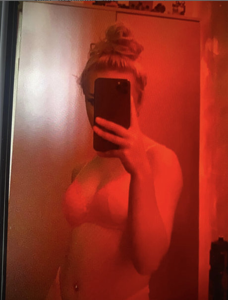 Alharvs Alice Harvey hd actress images